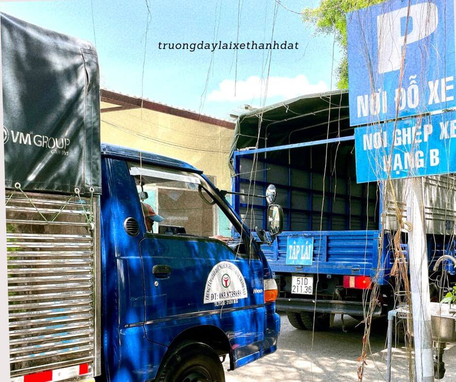 trung tâm dạy nghề lái xe thành đạt
