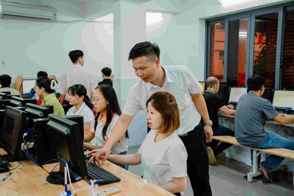 trung tâm học lái xe tân phú