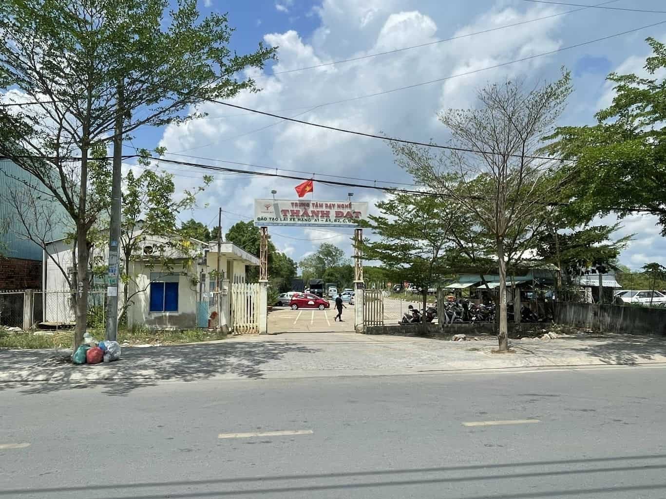 trường đào tạo lái xe tân phú